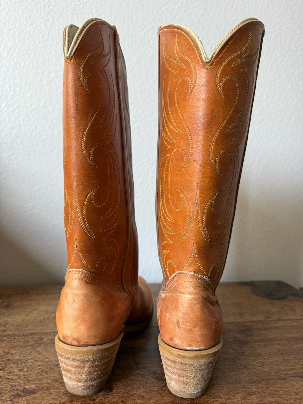 Dingo Western Boots sz 8 (more like 7.5) - Picture 5 of 10